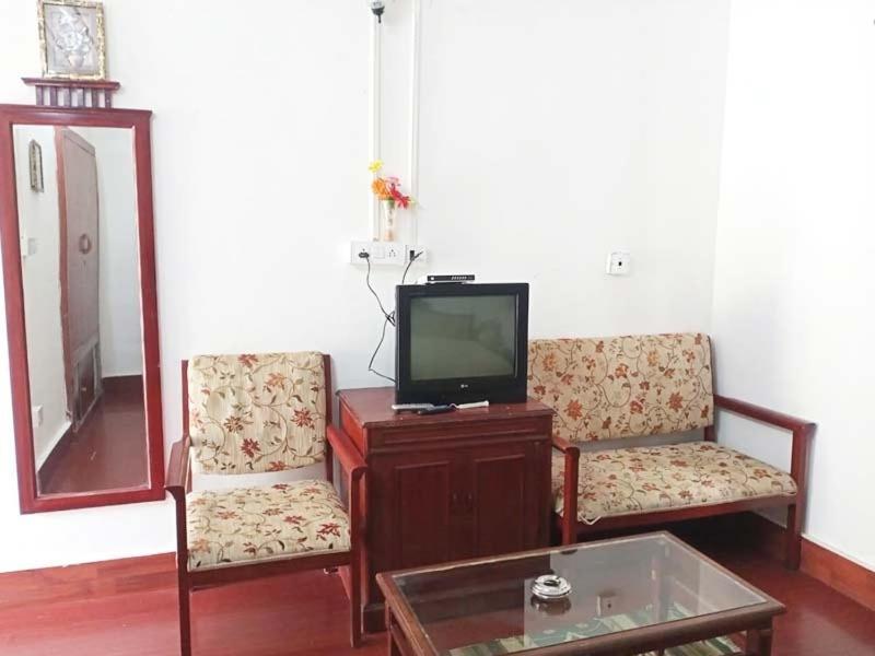 Gmvn Tourist Lodge Gangnāni 外观 照片
